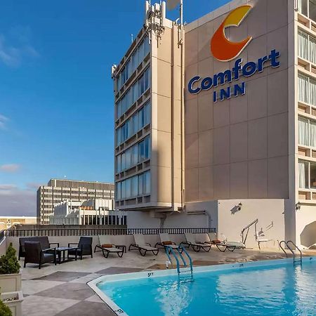 Comfort Inn Memphis Downtown Экстерьер фото