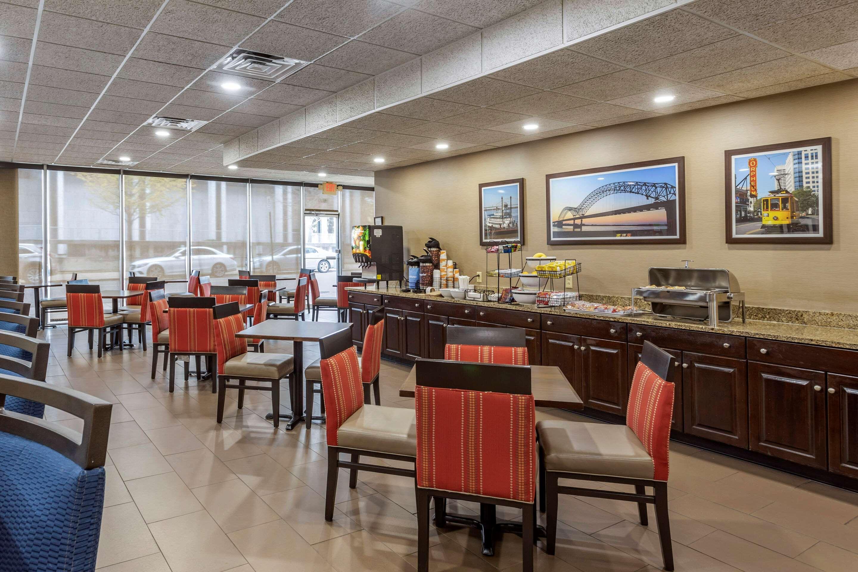 Comfort Inn Memphis Downtown Экстерьер фото