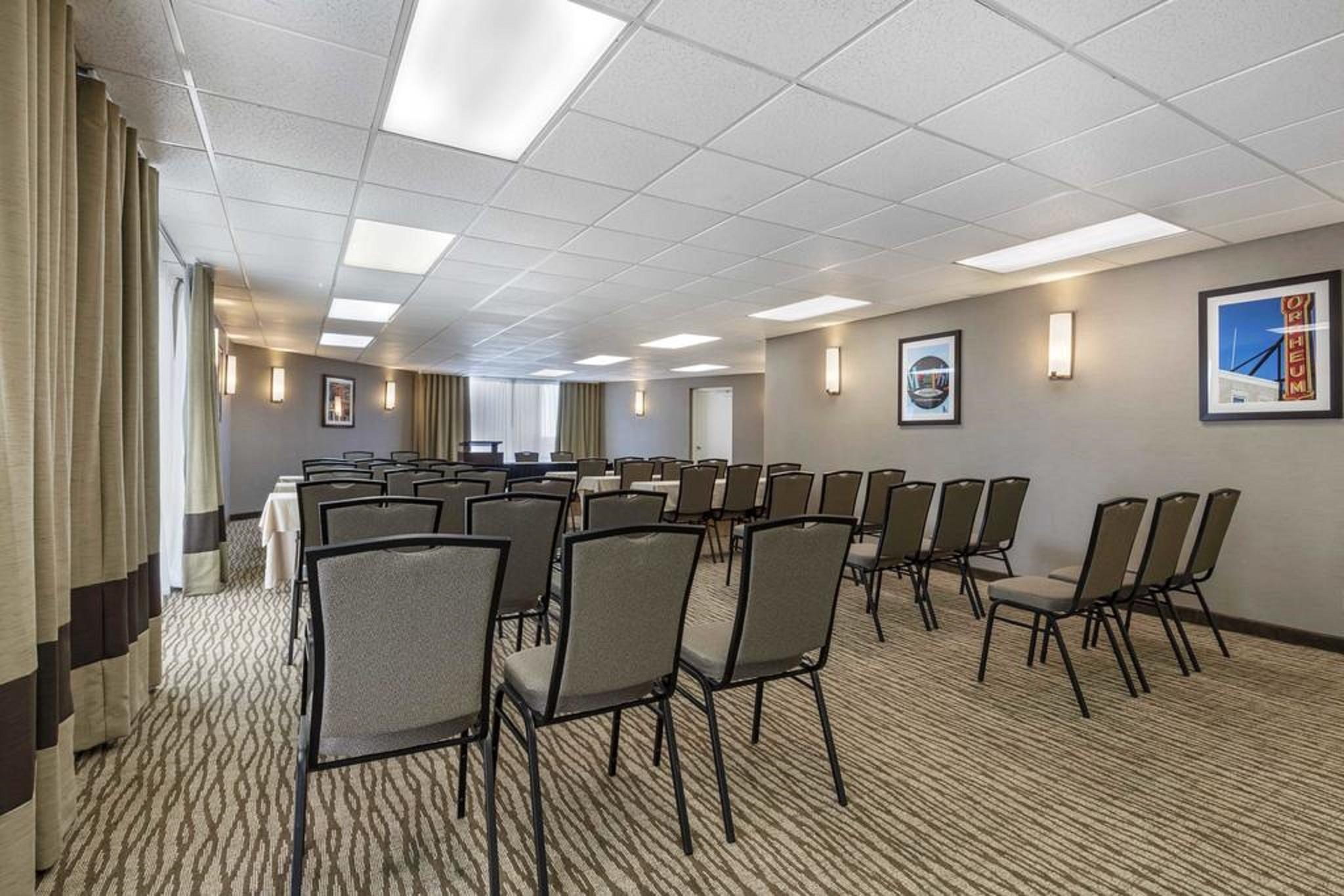 Comfort Inn Memphis Downtown Экстерьер фото