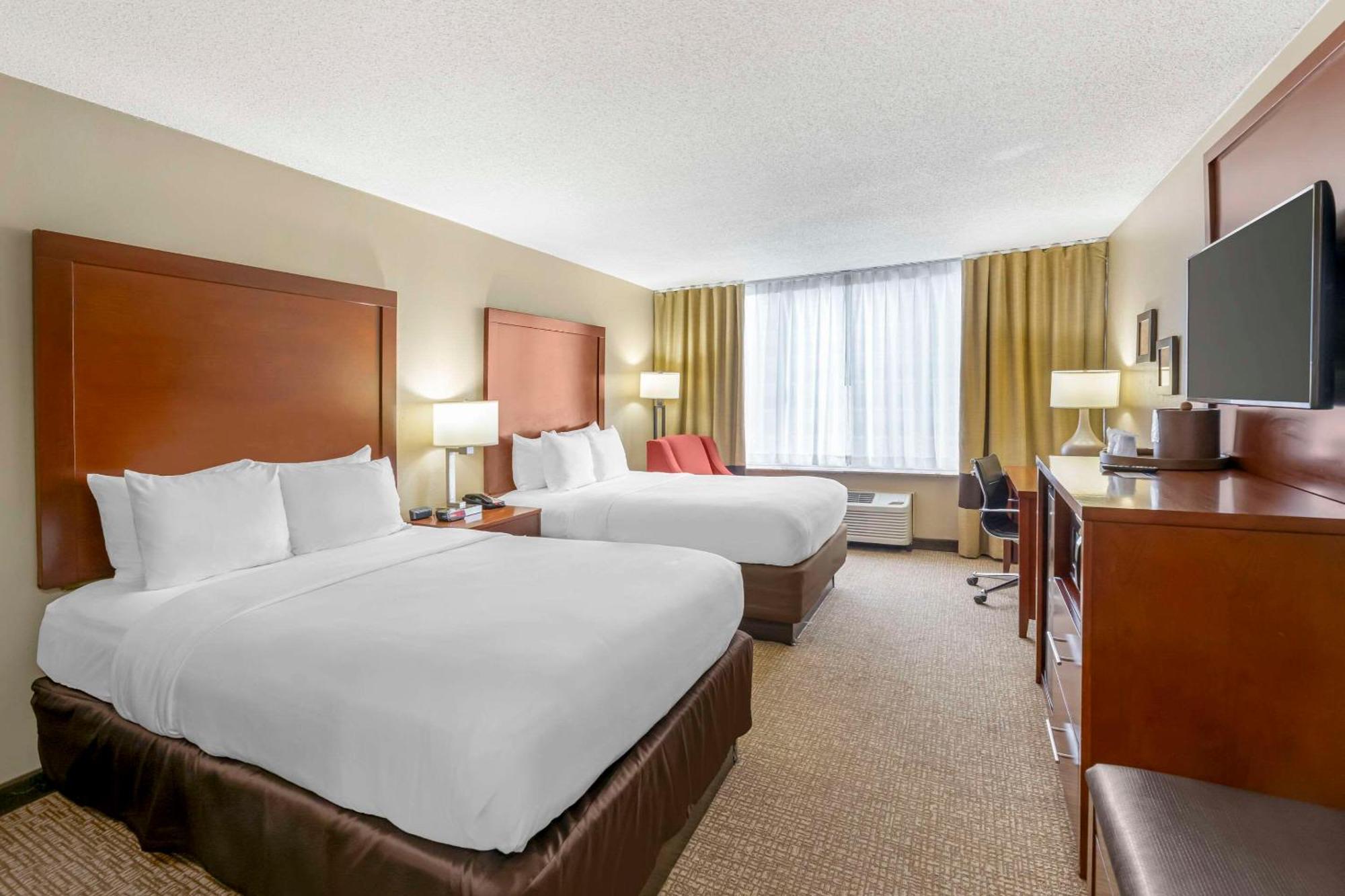 Comfort Inn Memphis Downtown Экстерьер фото